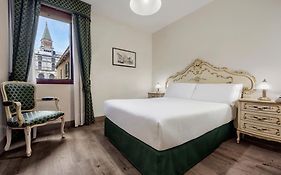Hotel Commercio & Pellegrino